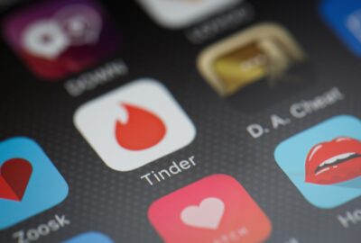 Tinder, Grindr, SayHi and Other Dating Apps Banned in Pakistan